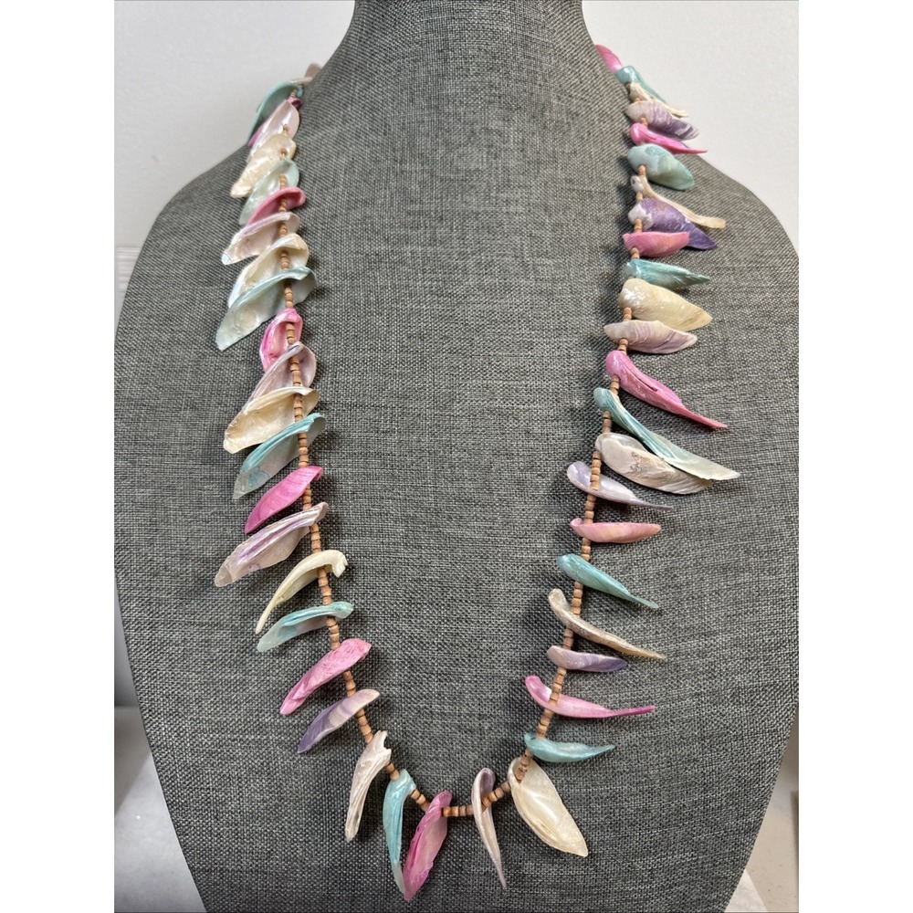 Vintage 70's Tribal Long Blue Pink Tribal Shell Screw Clasp Necklace 30"
